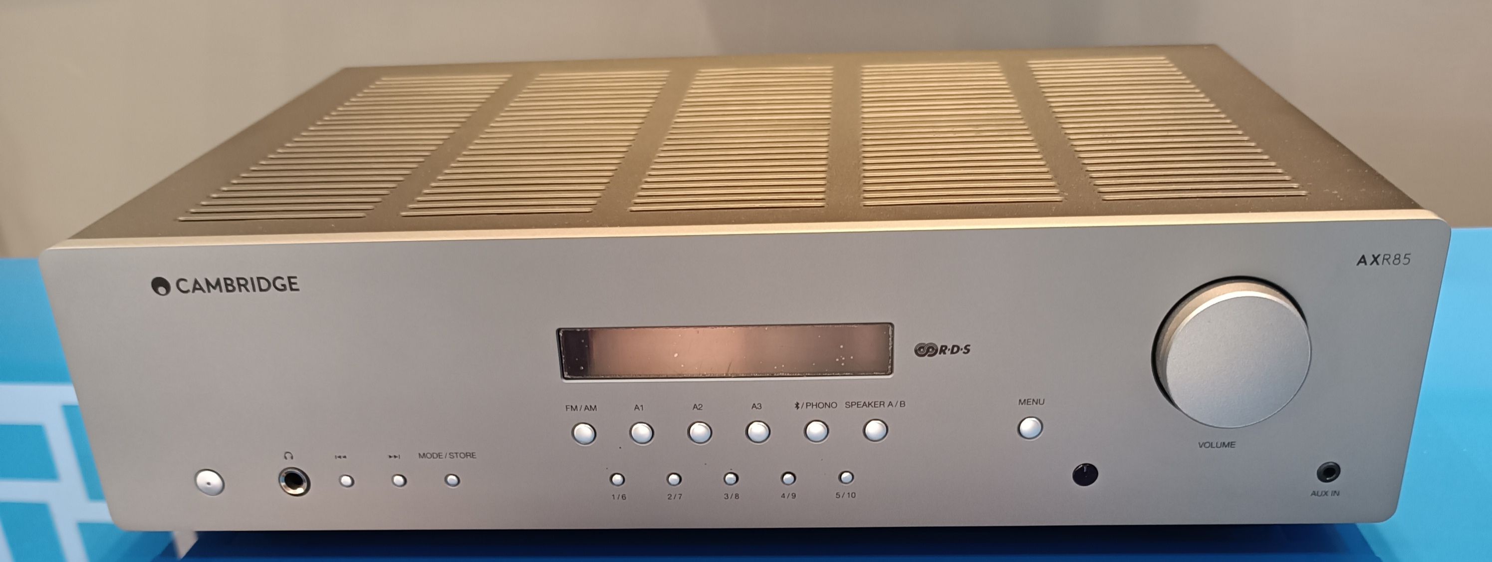 CAMBRIDGE AUDIO AX R85 (sinto FM/AM no DAB)
