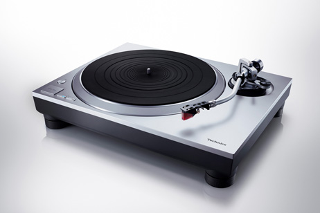 TECHNICS –  SL-1500C