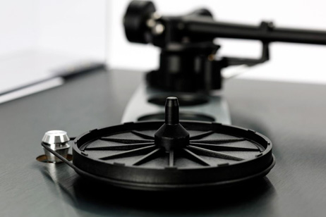 REGA – PLANAR 3 RS EDITION