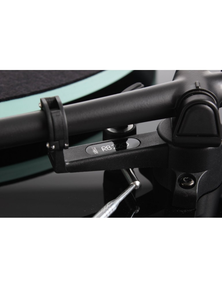 REGA  PLANAR 2 BLACK HIGH GLOSS