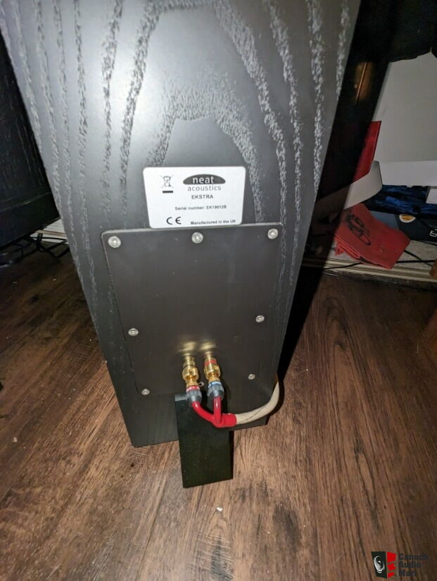 NEAT ACOUSTICS  EKSTRA quercia nera (coppia)