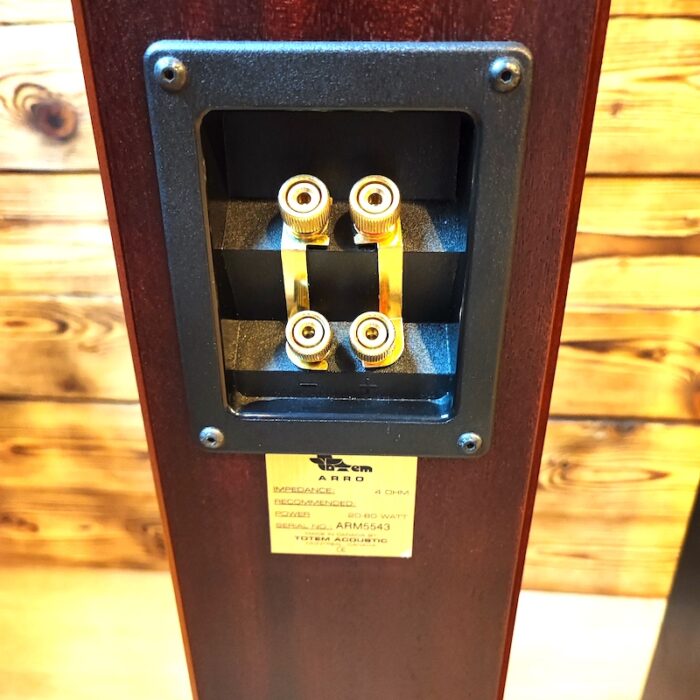 TOTEM  ARRO mogano (coppia)